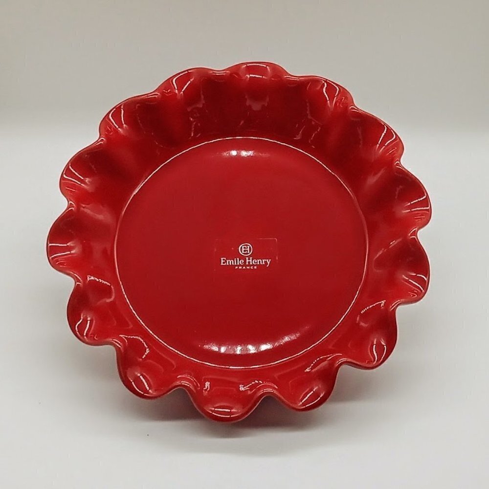 Emile Henry Red Ceramic Ruffled Pie Dish NWT